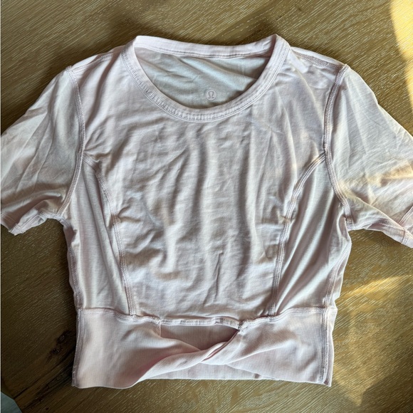 lululemon athletica Blush Short Sleeve Tee - Picture 1 of 4
